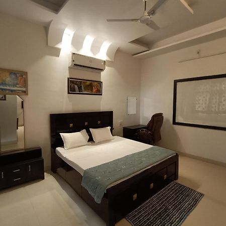Leela Homestay Jabalpur - Lily - 2 Bhk Luxury Appartment Exterior foto