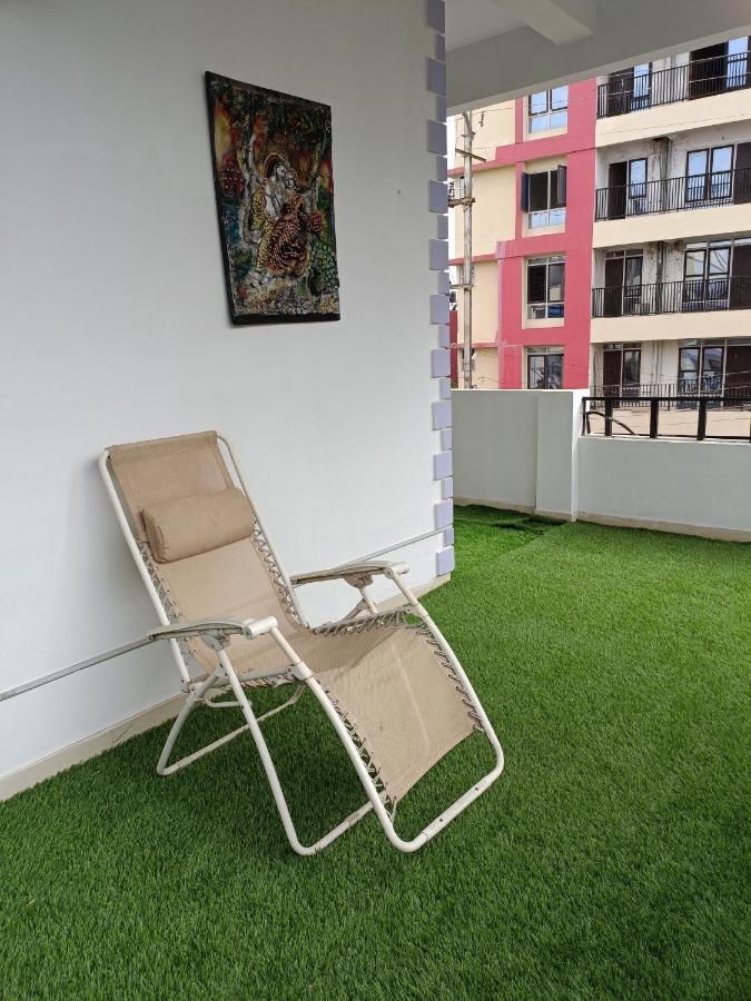 Leela Homestay Jabalpur - Lily - 2 Bhk Luxury Appartment Exterior foto