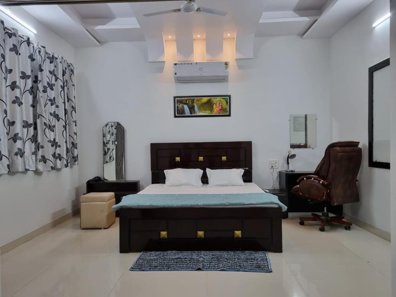 Leela Homestay Jabalpur - Lily - 2 Bhk Luxury Appartment Exterior foto