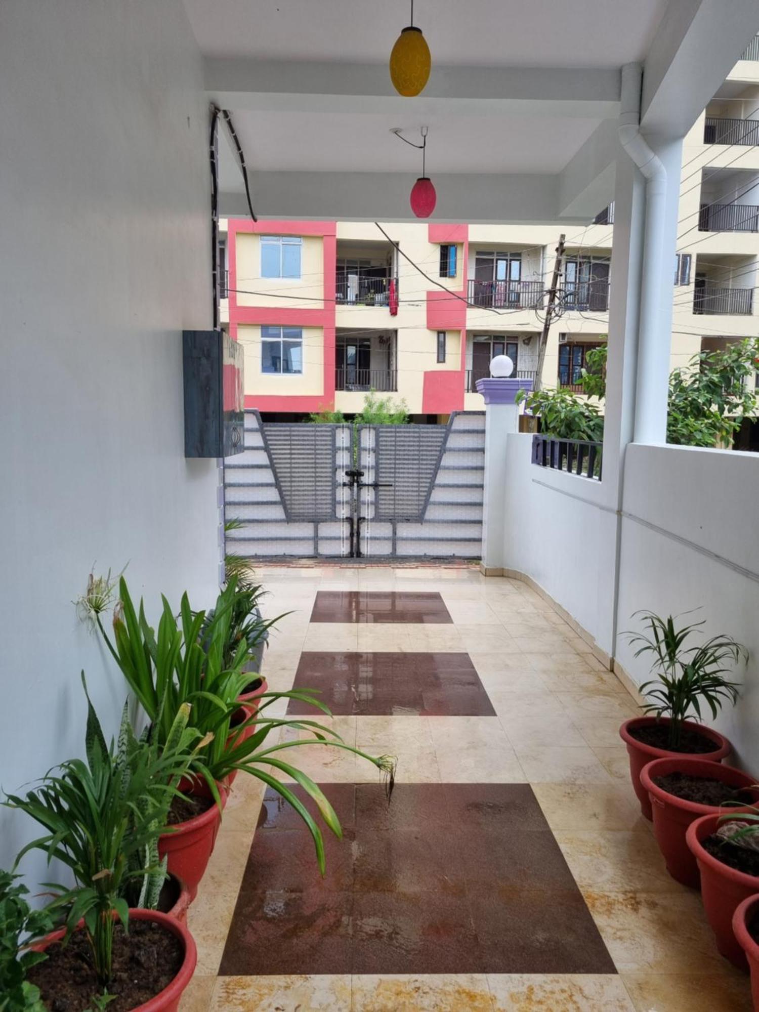 Leela Homestay Jabalpur - Lily - 2 Bhk Luxury Appartment Exterior foto